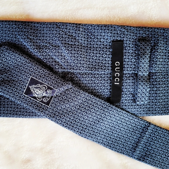 Vintage Gucci Geometric Tie - Picture 4 of 9